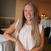 Deanna Benjamin's Profile on Staff Me Up