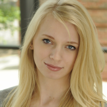 Annie Mulcahey's Profile on Staff Me Up